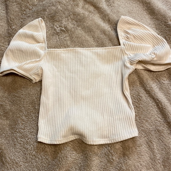 H&M Bubble Sleeve Ribbed Crop Top - Picture 1 of 4